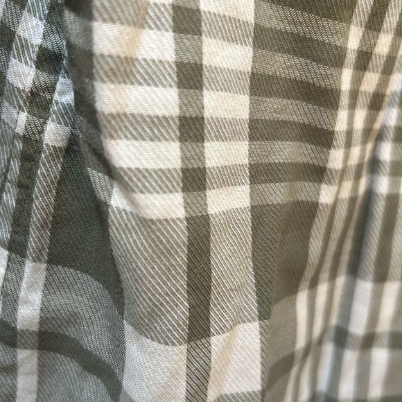 TALBOTS WOMENS BUTTOM UP SHIRT DARK GREEN LUMBERJACK LONG SLEEVES SIZE M - Picture 10 of 13